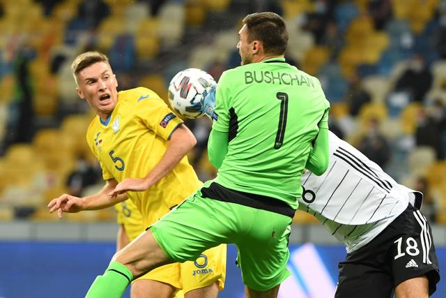 热身赛-姆伯莫双响曼联2-1 皇马2-2 道曼传射枪手4-1